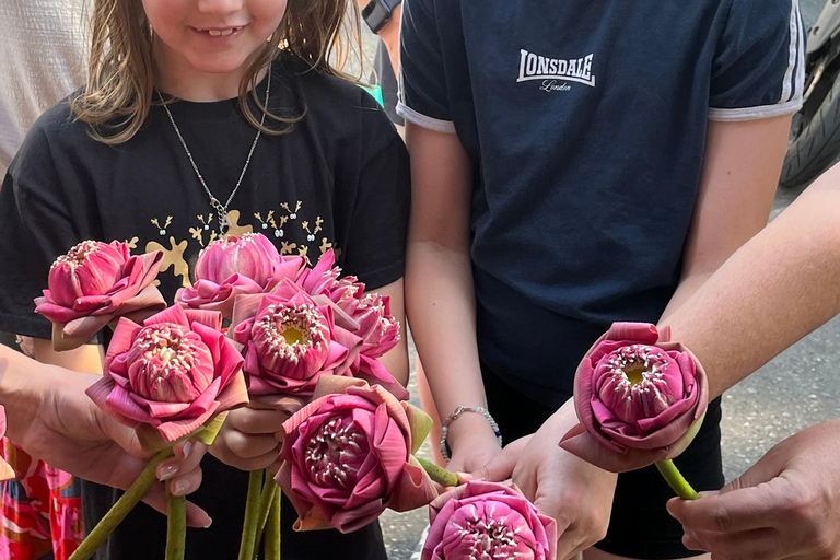 Bangkok: Longtail Boat and Tuk tuk Tour with Temple Visit Authentic longtail boat with temple visit tour