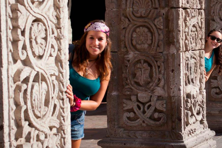 Walking tour of the historic center of Arequipa