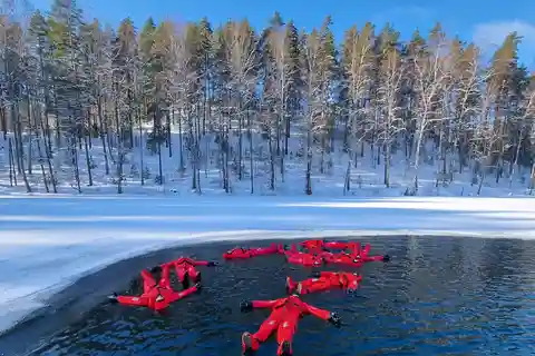 Vierumäki/Heinola: Experiência de flutuação no lago