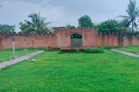 Vientiane: Guided City Tour with City Pillar & Old Wall