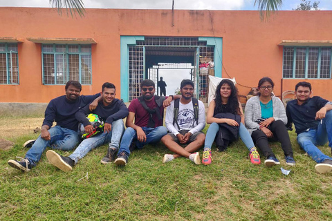 Wycieczka z Bangalore do buddyjskiego klasztoru i wodospadów Shivanasamudram