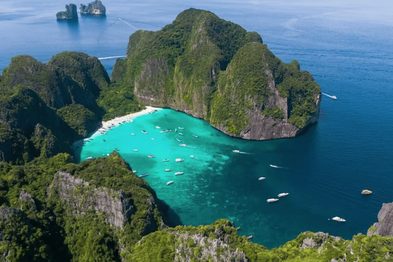 Phuket: Phi Phi Islands Speedboat Tour with Lunch