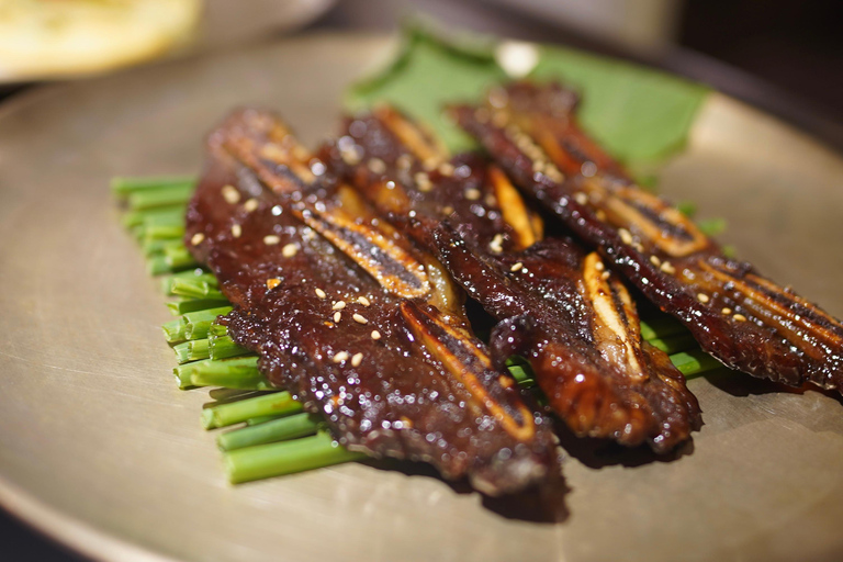 Clase de cocina Royal Seoul en un hanok centenarioClase de cocina real de Seúl en una casa tradicional hanok de 100 años de antigüedad