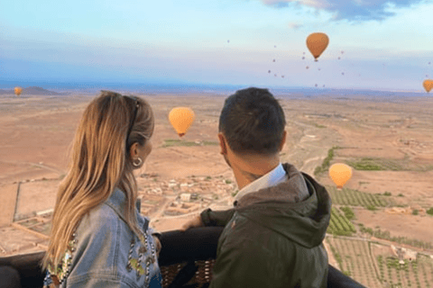 Marrakech: giro romantico in mongolfiera e colazione berbera