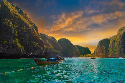 Krabi: Phi Phi-eilanden zonsopgangtour &amp; 4 eilanden per speedboot