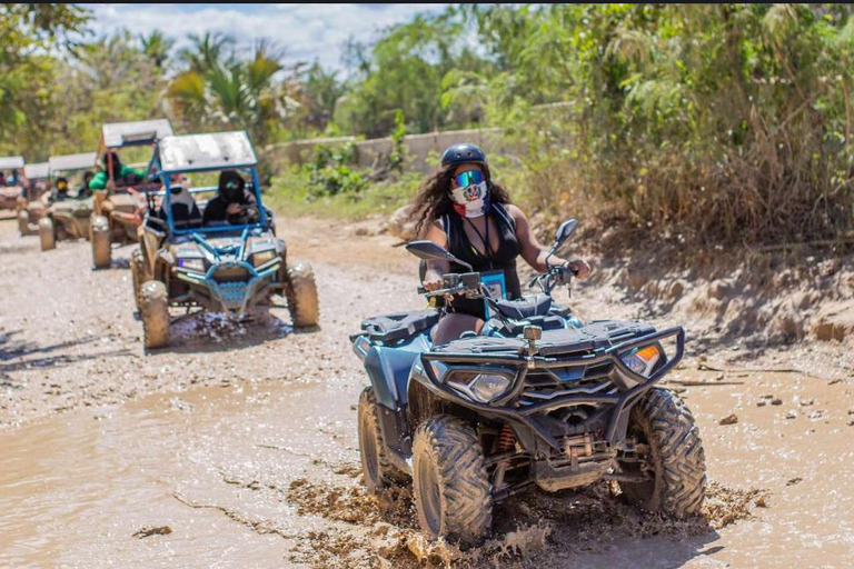 Tour de medio día en quad por Punta Cana: Explora el Cenote y la Playa de MacaoSin transporte