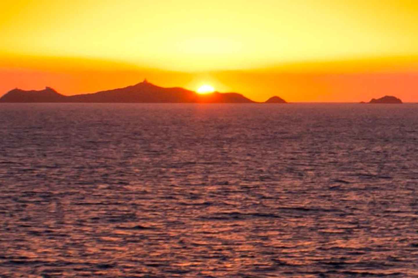 From Ajaccio: Sanguinaires Islands Boat Trip With Aperitif