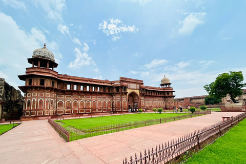 De Délhi: passeio de trem pelo Taj Mahal, Agra e safári de pássarosCarro particular com ar-condicionado, trem, guia, taxas de entrada e hotel 5 estrelas