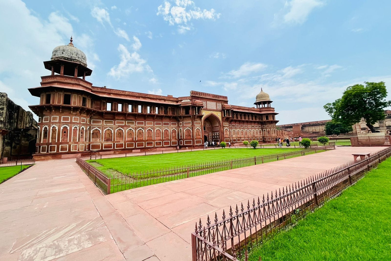 De Délhi: passeio de trem pelo Taj Mahal, Agra e safári de pássarosCarro particular com ar-condicionado, trem, guia, taxas de entrada e hotel 5 estrelas