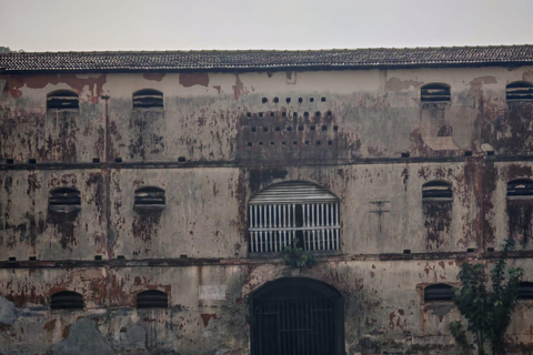Passeio de Kandy a Ambuluwawa e três templos arqueológicosOpção Tuk Tuk
