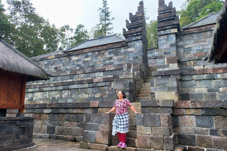 From Yogyakarta: Sukuh and Cetho Temple Private Tour