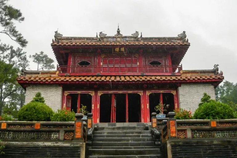 Hue city tour and dragon boat trip Small Group Hue city tour and dragon boat trip