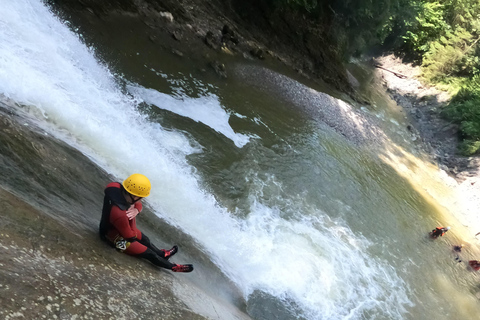 Canyoning Allgäu: canyoning Starzlachklamm para principiantes e praticantes avançados