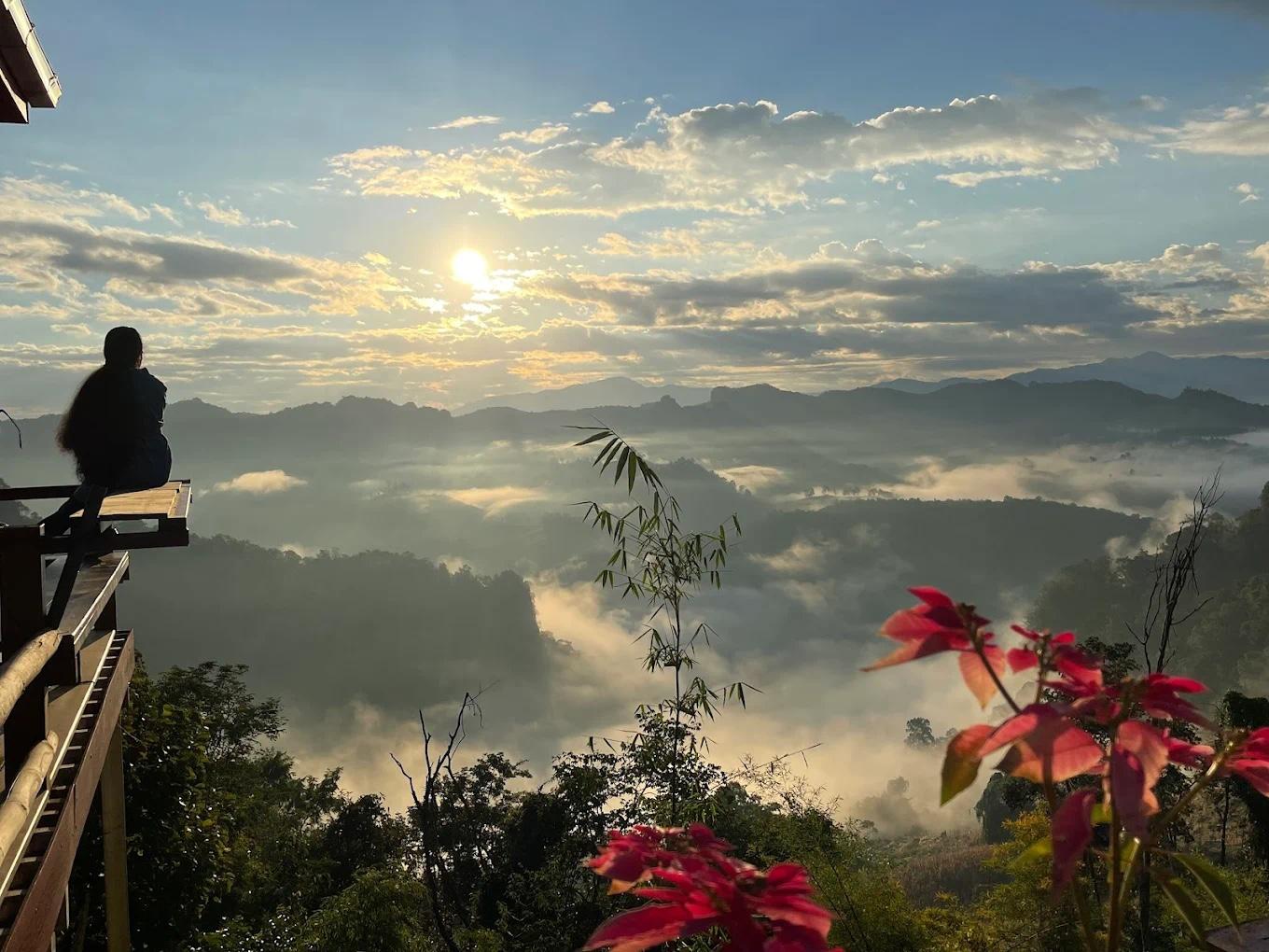 Pai: Ban Ja Bo Sonnenaufgangstour mit Kaffee und Nudeln