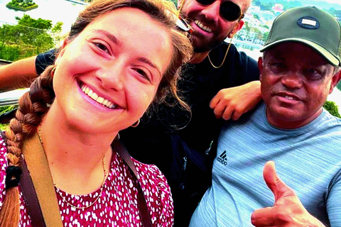 Kandy City Tour: Private Guided Tour of the City by Tuk-Tuk