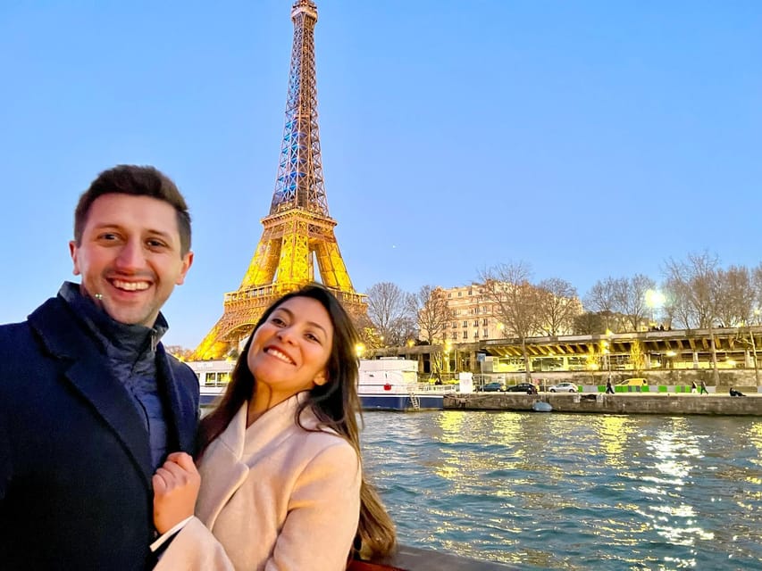 Paris Croisière nocturne sur la Seine avec dégustation de gaufres