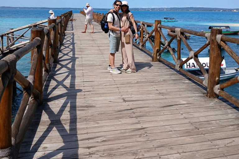 Sansibar: Gefängnisinsel, Salaam-Höhle &amp; The Rock RestaurantPRIVATE TOUR MIT TRANSFER