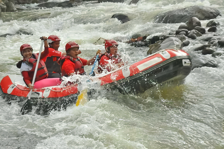 Jakarta Tour : Rafting Crusher & Paintball Games