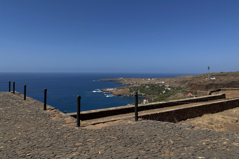 Recorre la Ciudad Vieja/Descubre la CIUDAD VIEJA