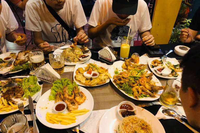 Colombo privet Day Tour and shopping Starting from Colombo