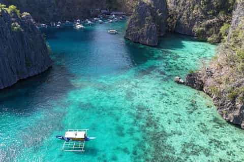 Coron: Island Hopping Tour with Lunch and Hotel Pickup - Image 3