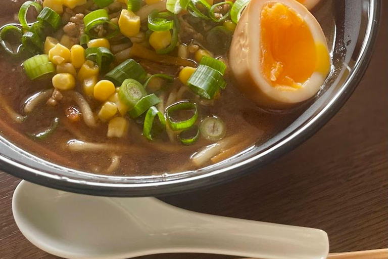 Nagoya: Miso Ramen Lesson with plenty of vegetables