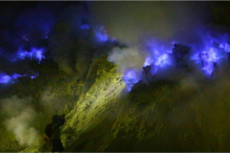 Banyuwangi: Kawah Ijen Blue Fire & Sunrise Tour Private Kawah Ijen Tour Include Shuttle From Bali