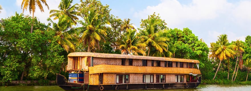 Au départ de Cochin : circuit privé de 5 jours au Kerala avec hébergement en hôtel 3 et 4 étoiles