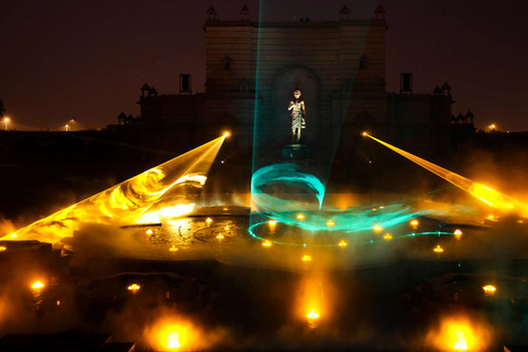 Nova Délhi: Templo de Akshardham com luz musical e fonte