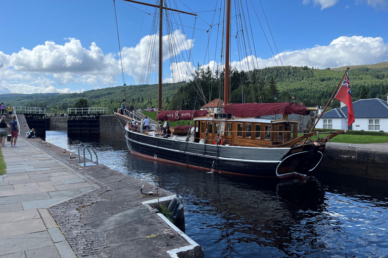 Från Edinburgh: Dagsutflykt till Loch Ness, Glencoe och högländernaFrån Edinburgh: Dagstur till Loch Ness, Glencoe och högländerna