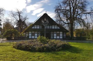 Berlin: Tour Dahlem: Villen und Wissenschaft, Äcker und Alliierte