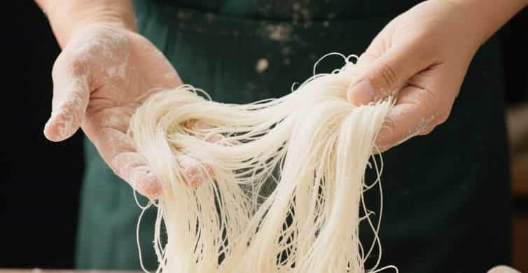 Shanghai: Dragon Beard Candy Making with a Chef
