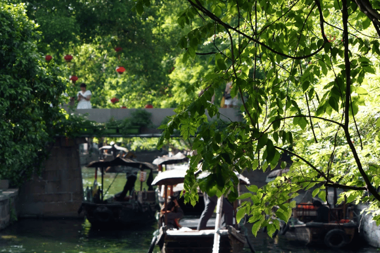 From Shanghai: Zhujiajiao Water Town Tour with Hotel Pickup