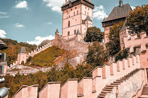 From Dresden: Guided Day Trip to Karlštejn Castle in Czechia