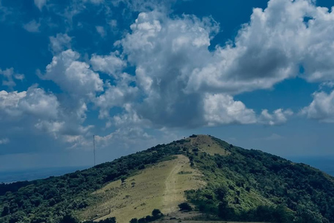 Nairobi: Vandring i Ngong Hills och dagsutflykt till en Maasai-byEnsam resenär
