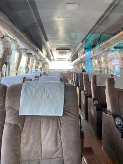 카트만두-치트완 관광 버스 티켓