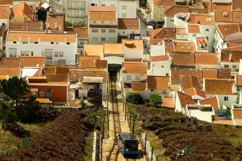 Nazaré: Walking Tour with Funicular & Local Guide