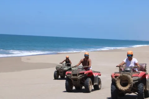 Mazatlán : Excursion en VTT sur la plage et dans la jungle avec déjeuner et dégustation de tequila