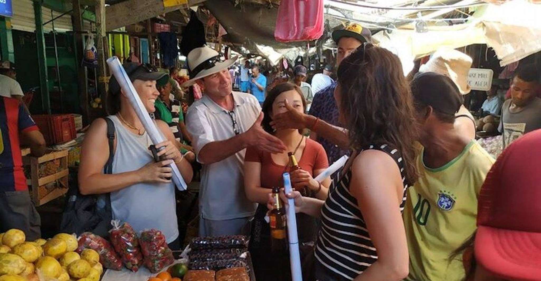 Cartagena, Bazuro Local Food Market Tour a piedi - Hizvo