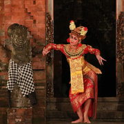 Ubud: ARMA Cultural Dance Performance Tickets Ubud: ARMA Cultural Dance Performance Tickets