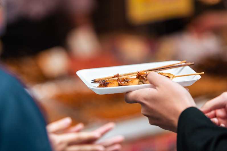 Tokyo: Classic Tsukiji Food Tour