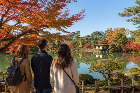 Kanazawa: Kenrokuen Autumn Colors & Castle Walk Early Bird 20% Off – Limited Autumn Offer