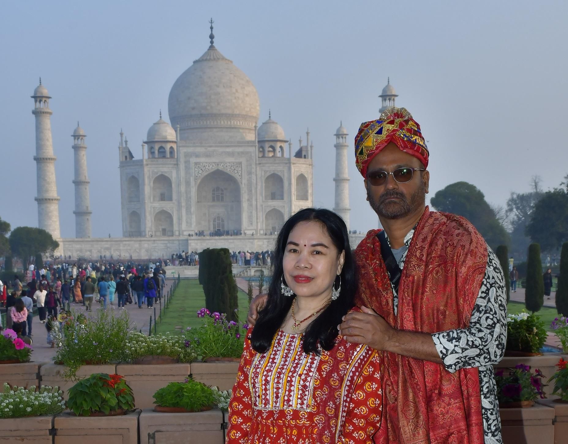 Ab Delhi: Sonnenaufgang am Taj Mahal & Agra-Stadtrundfahrt – alles inklusive