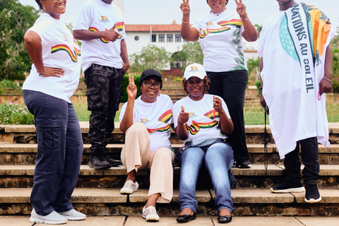 Accra: Guided City Tour with Hotel Pickup & Beach Visit
