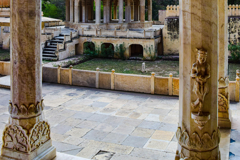 Jaipur: Full-Day Pink City Tour with Masala Tea Tour by Car and Driver with a Guide