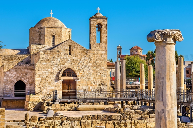 Von Ayia Napa/Protaras/Larnaca: Paphos & Kourion auf PolnischPaphos und Kourion Tagestour auf Polnisch