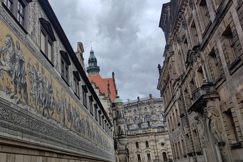 Dresden: Private Tagestour ab Prag mit optionalem Tisa-FelsenDresden: Private Tagestour ab Prag mit ortskundigem Guide