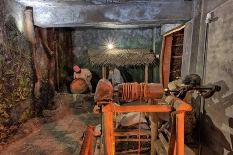 Kandy Gem Museum+Jewelry-Making Workshop Tour, Pickup & Drop Kandy: Gem Museum Tour with Ring-Making Workshop -01
