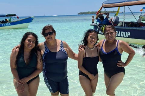San Blas: tour with snorkeling, lunch and transportation