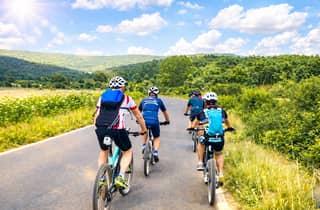 Chianti: E-Bike-Tour mit Mittagessen und Weinprobe